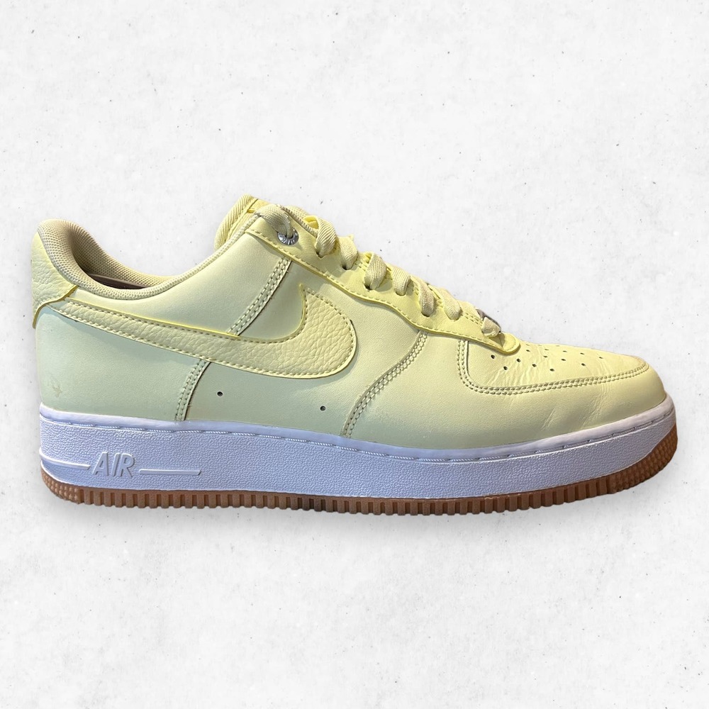Nike Air Force 1 Low Premium Luminous Green‎ 896185-302 Women’s Size 10 No Box